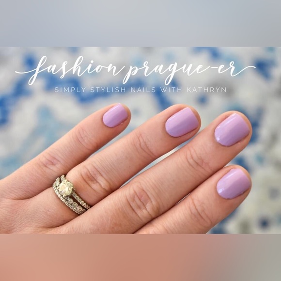 Color Street 𝐅𝐀𝐒𝐇𝐈𝐎𝐍 𝐏𝐑𝐀𝐆𝐔𝐄-𝐄𝐑 (retired) - Picture 1 of 3